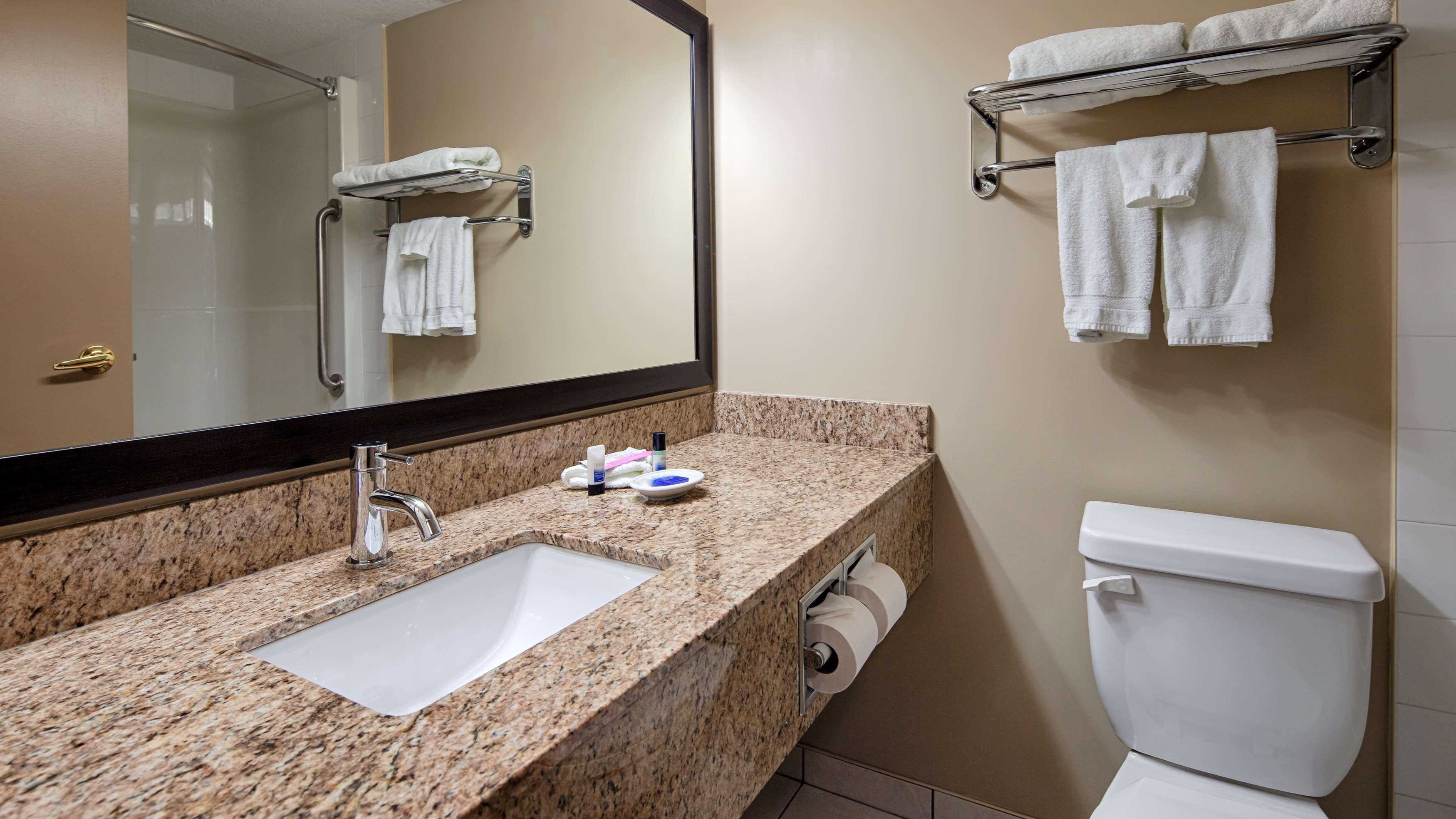 Best Western Plus Red Deer Inn & Suite Luaran gambar
