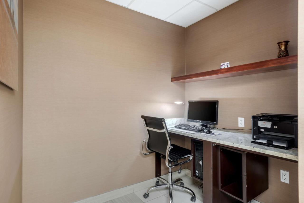Best Western Plus Red Deer Inn & Suite Luaran gambar