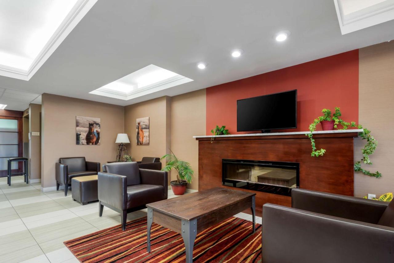 Best Western Plus Red Deer Inn & Suite Luaran gambar