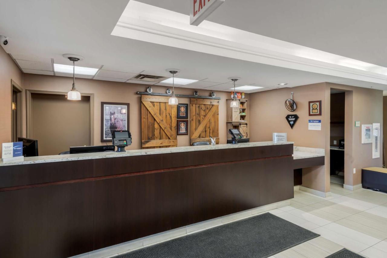 Best Western Plus Red Deer Inn & Suite Luaran gambar