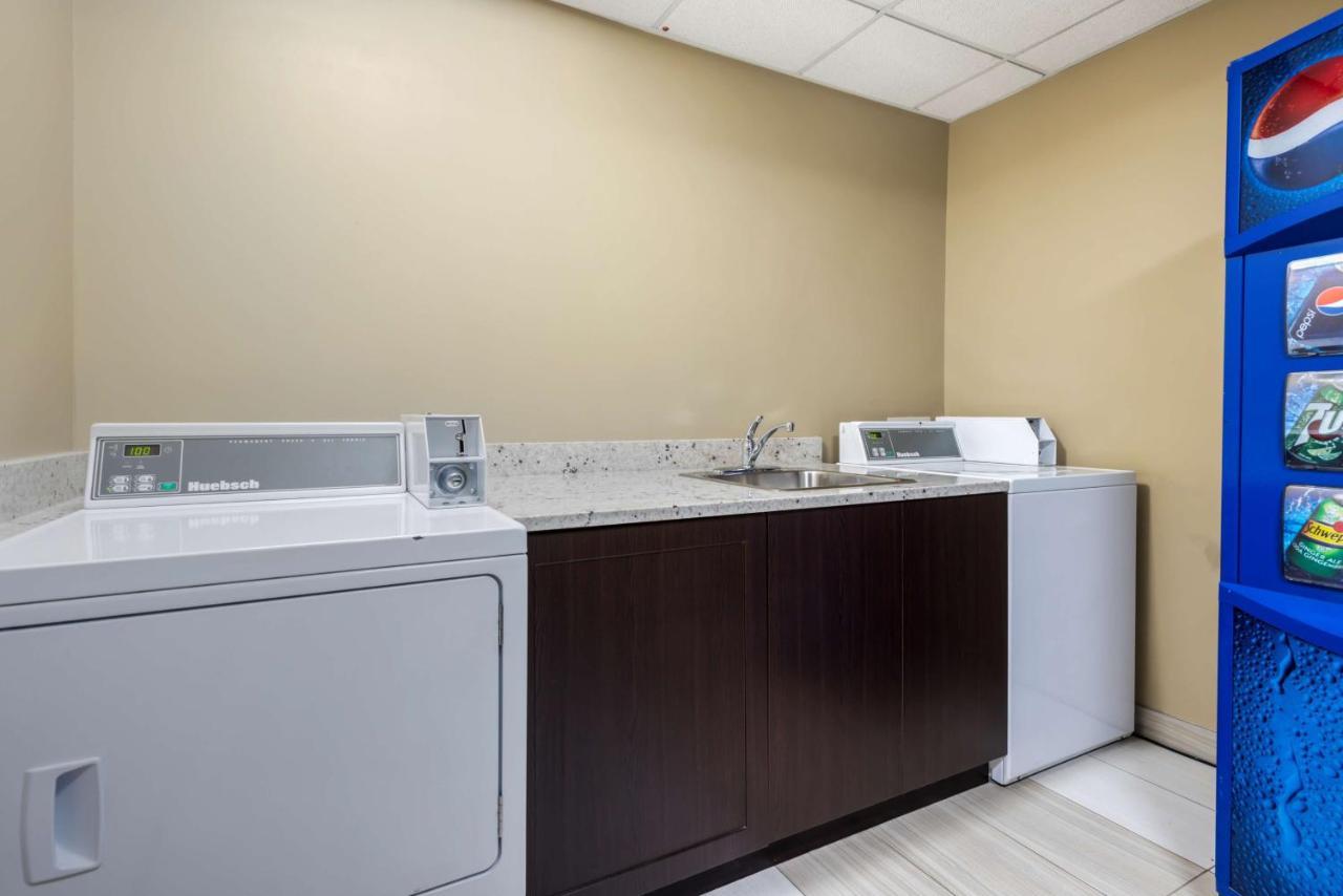 Best Western Plus Red Deer Inn & Suite Luaran gambar