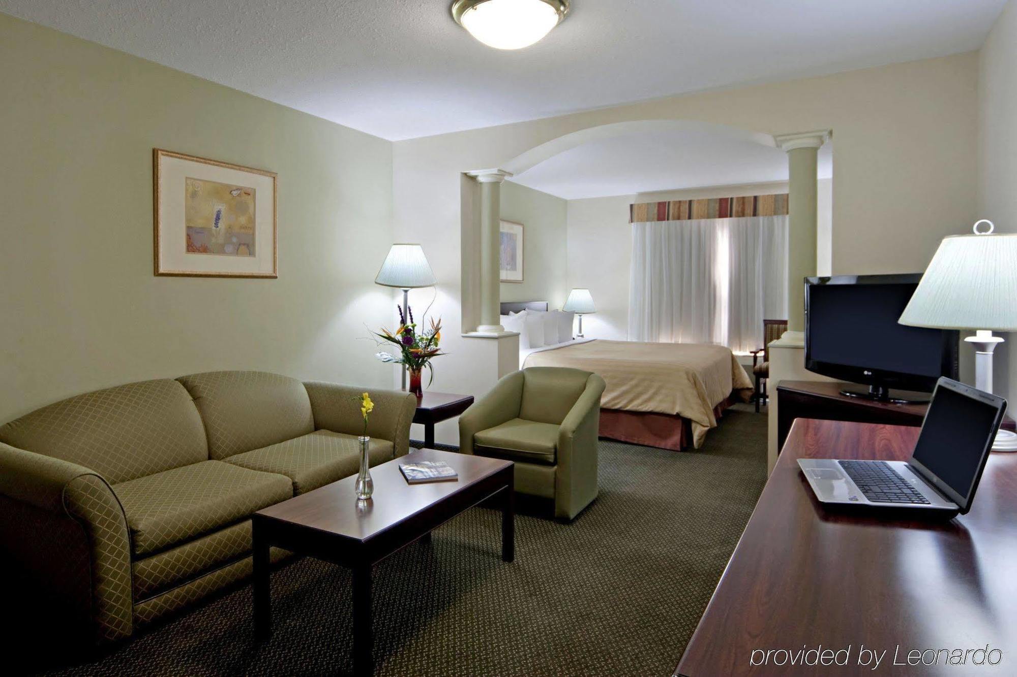 Best Western Plus Red Deer Inn & Suite Bilik gambar